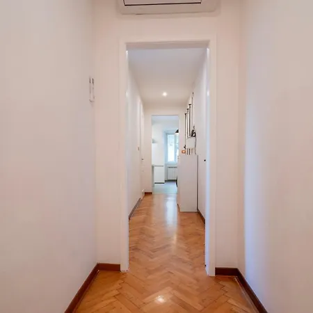 Casa Canova
